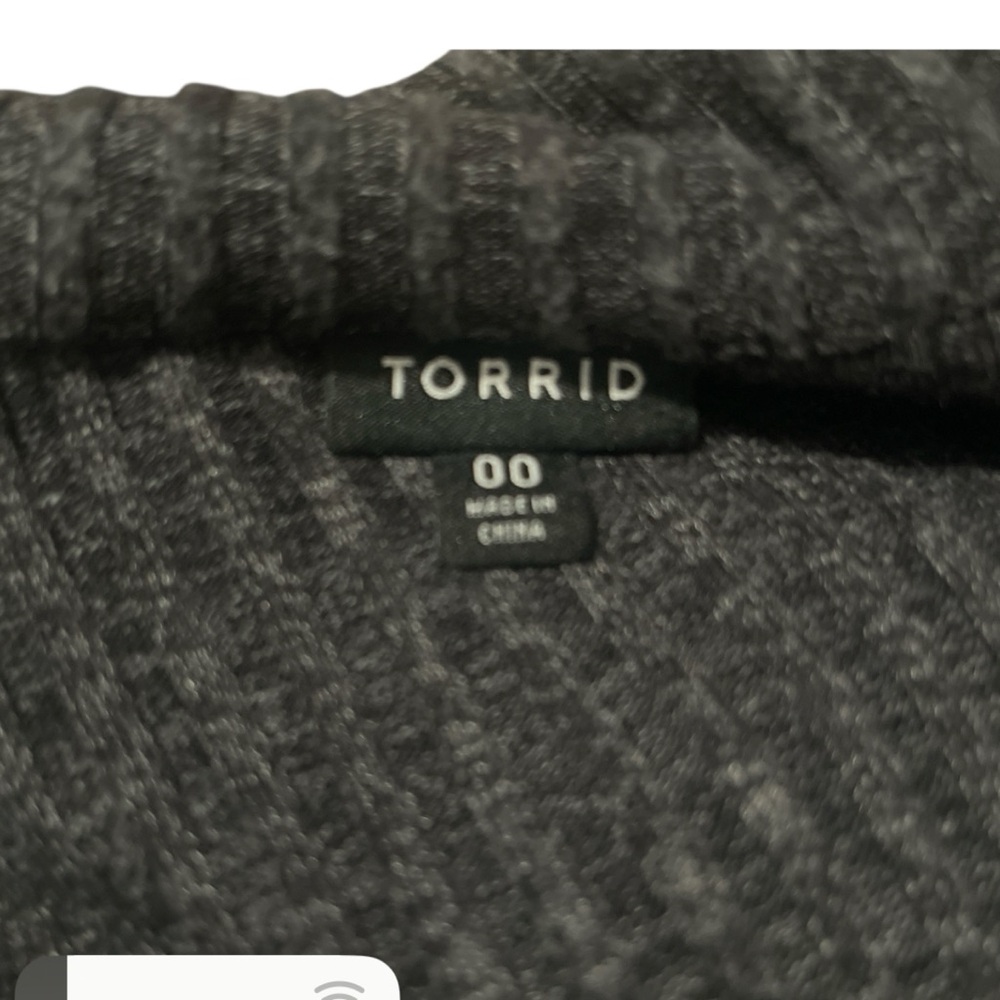 Torrid soft knit top - Picture 3 of 3